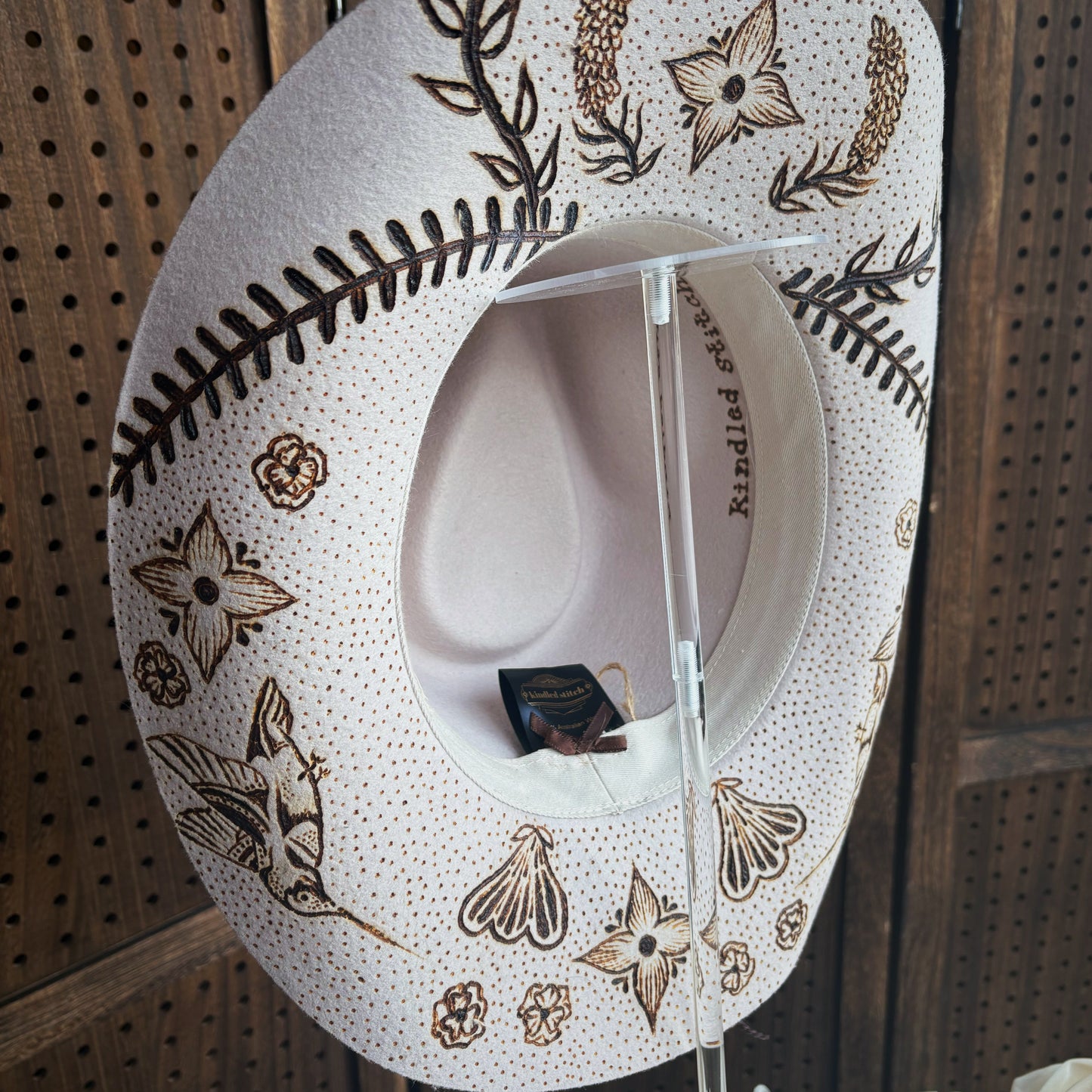 Humming Along Foreflame